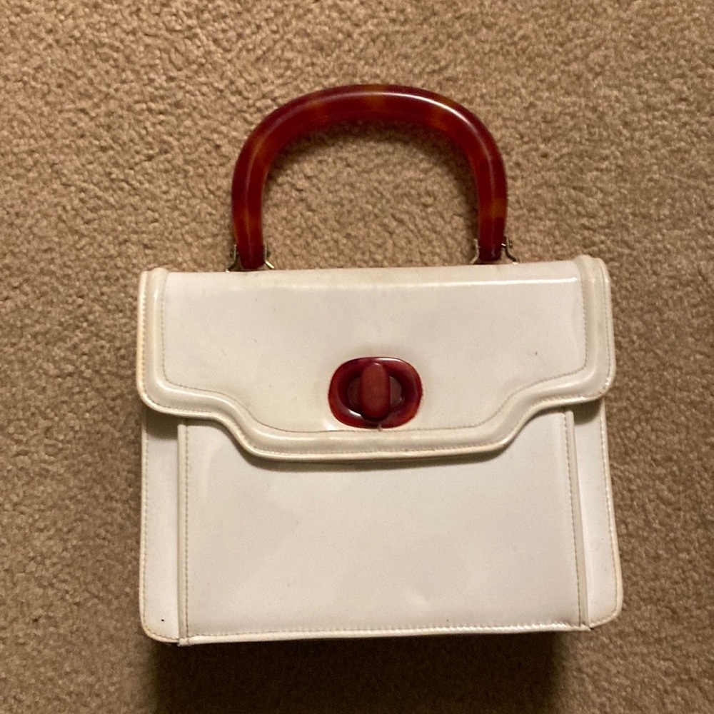 One vintage mod 60s purses